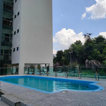 Sutra Damai Apartment Kampung Saberang Balok Exterior photo